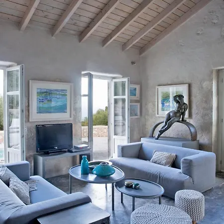 To Throni וילה *